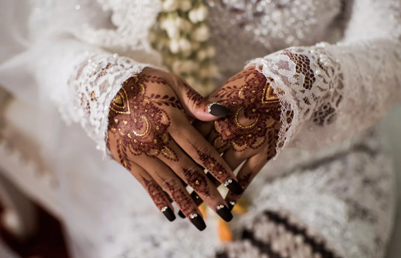 Kreativ og detaljert nail art