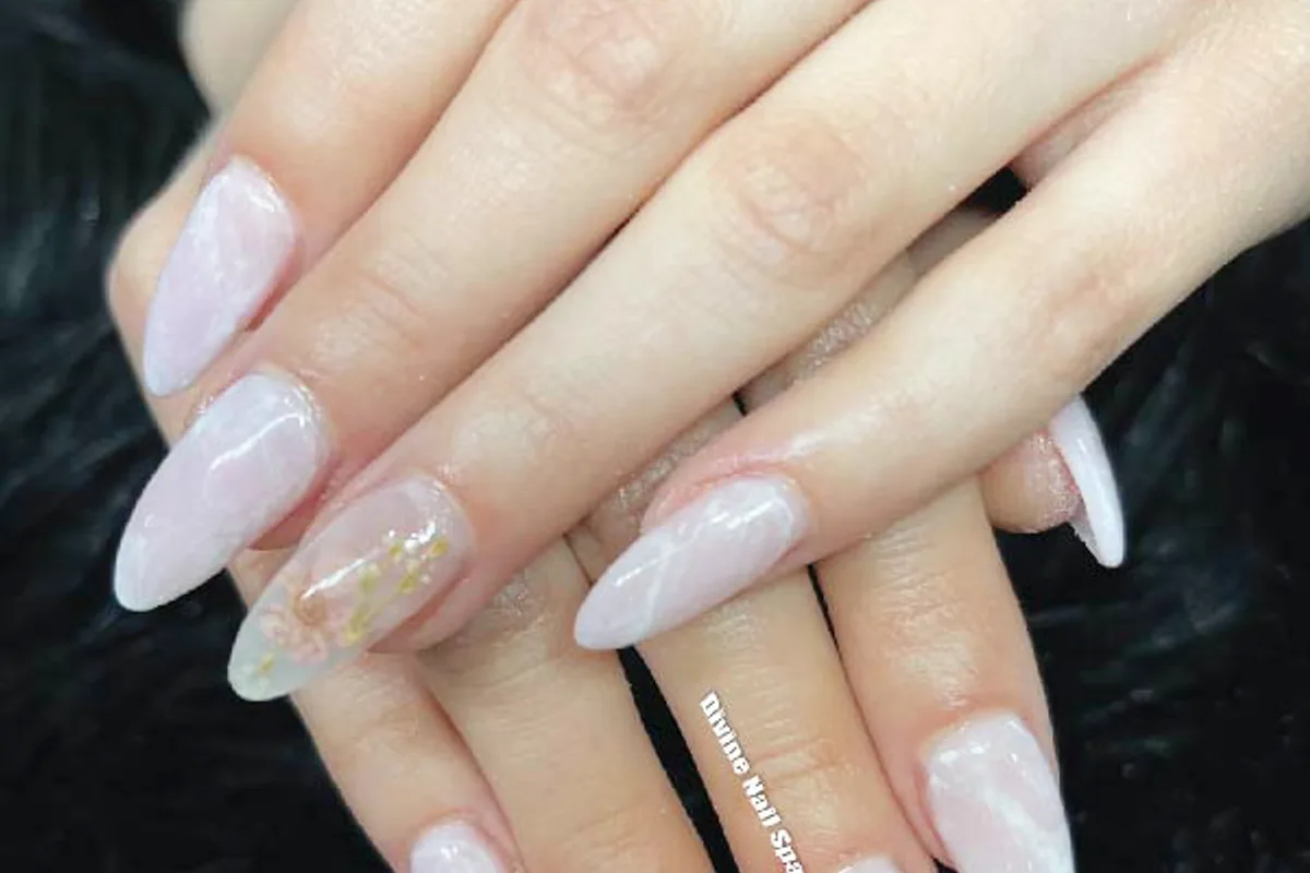Divine Nail Spa