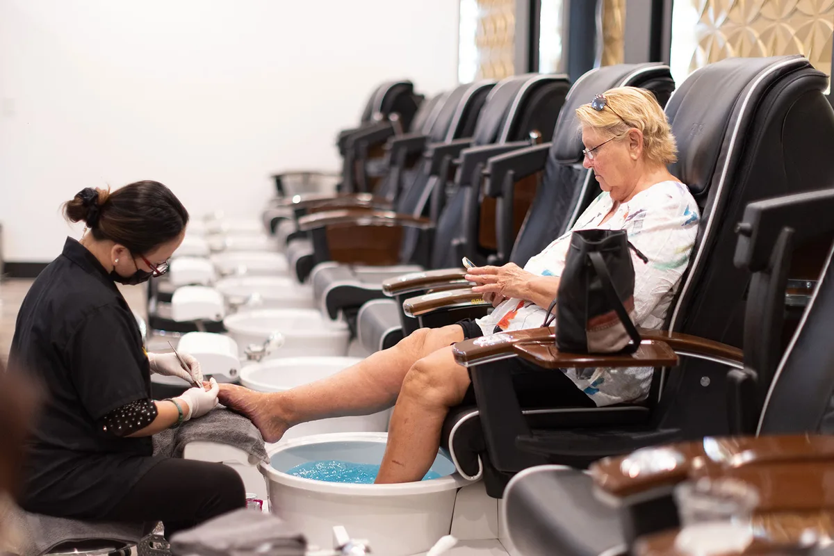 Lavish Nail Spa