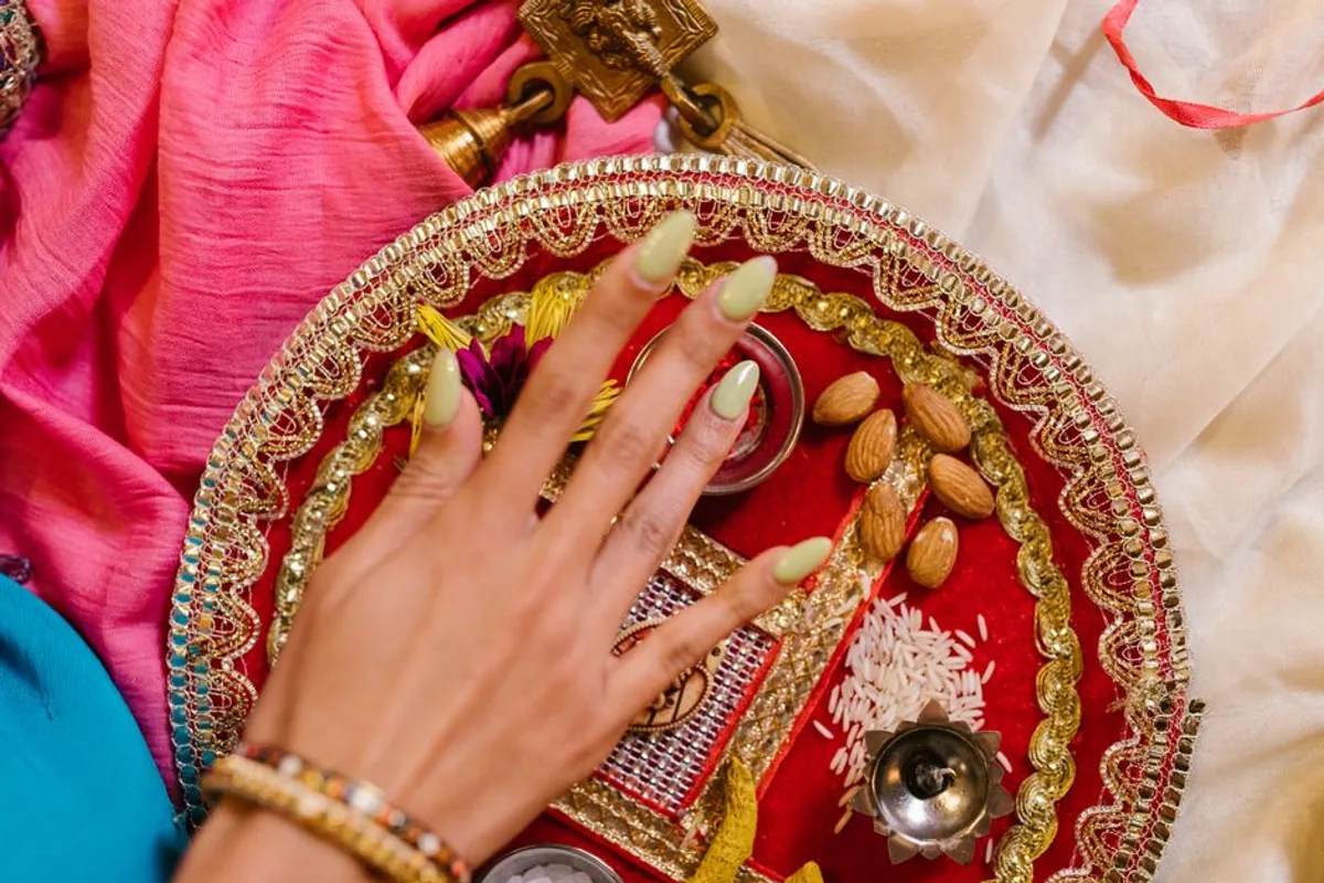 Nails & Beauty Lounge