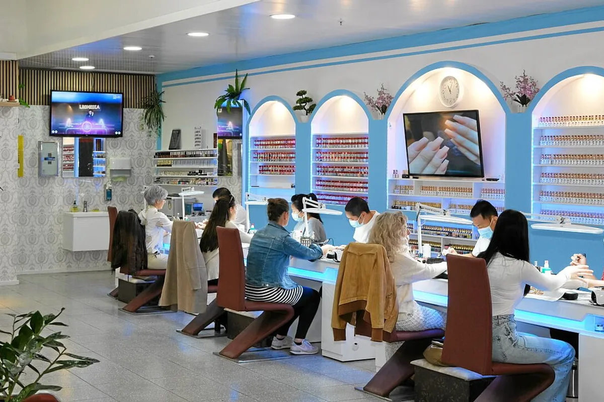 Saigon Nails & Beauty